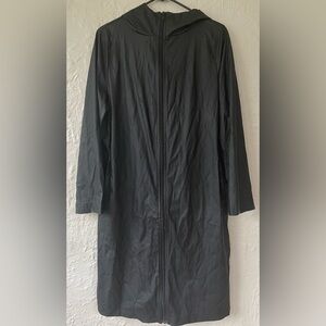 Oak + Fort black water resistant rain/trench coat, hood, pockets; size L